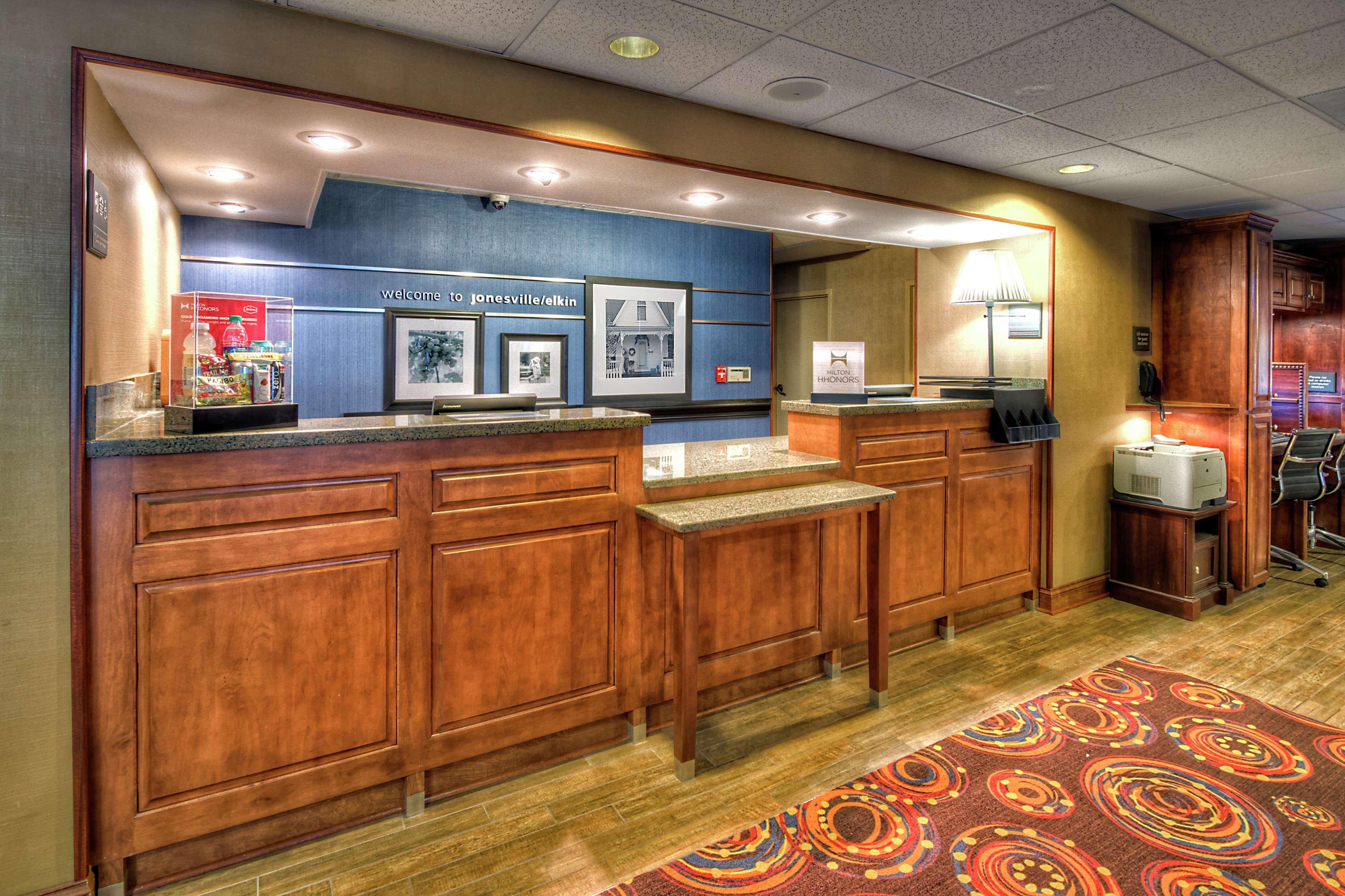Hampton Inn Jonesville/Elkin Arlington Exterior foto